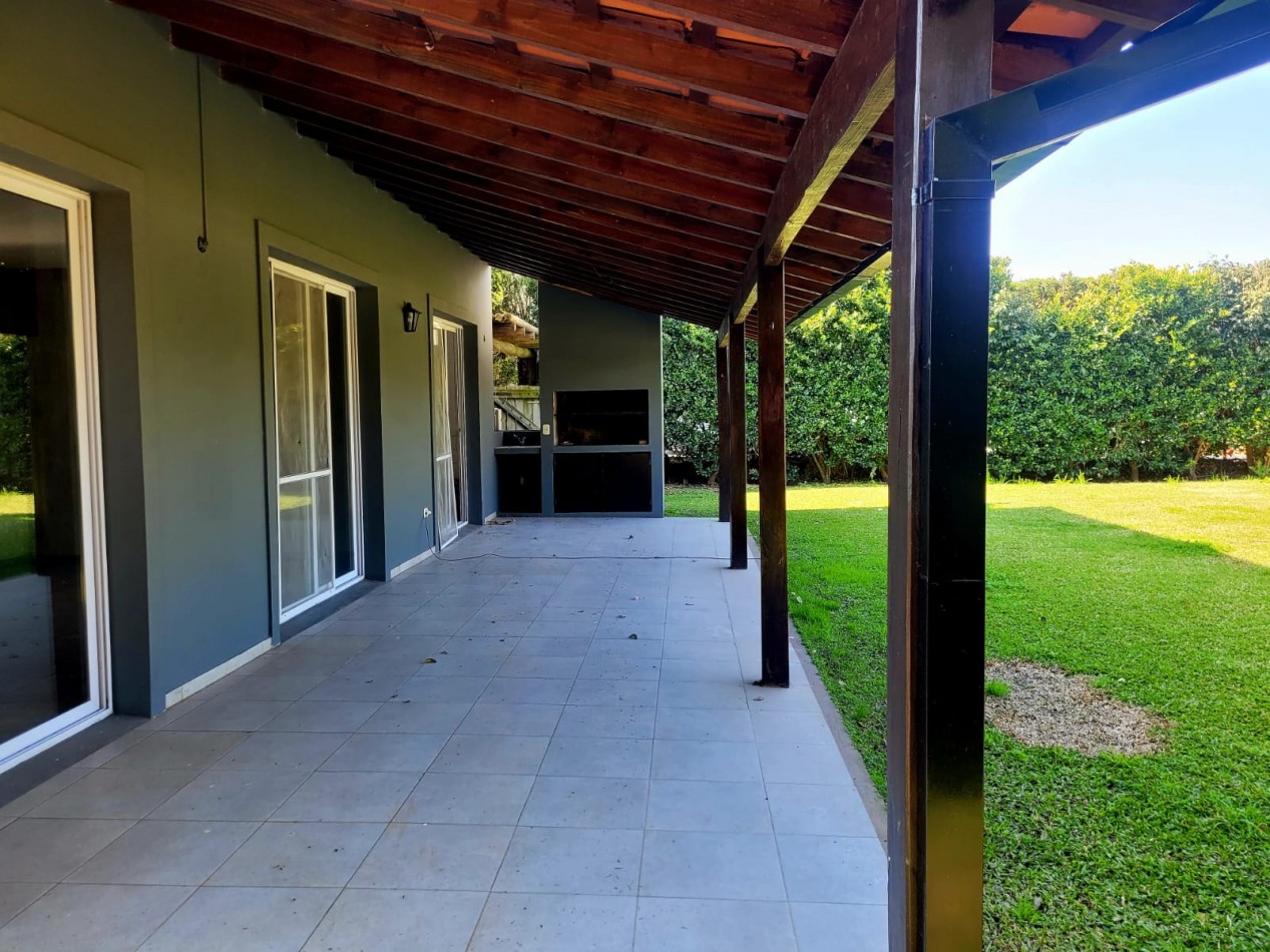 VENTA-CASA en Barrio cerrado San Isidro Labrador , VILLANUEVA