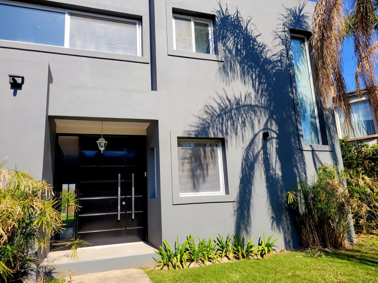 VENTA-CASA en Barrio cerrado San Isidro Labrador , VILLANUEVA