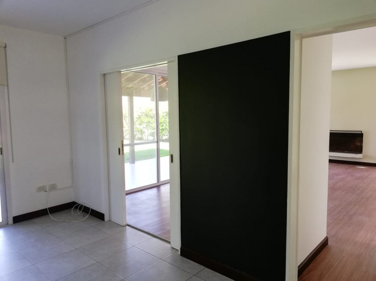 VENTA-CASA en Barrio cerrado San Isidro Labrador , VILLANUEVA