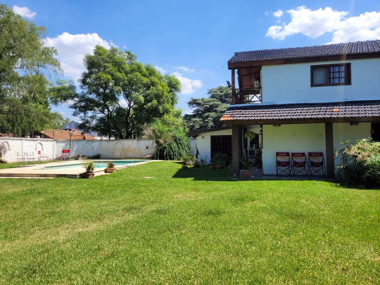 CASA-VENTA con amplio lote en Tortuguitas
