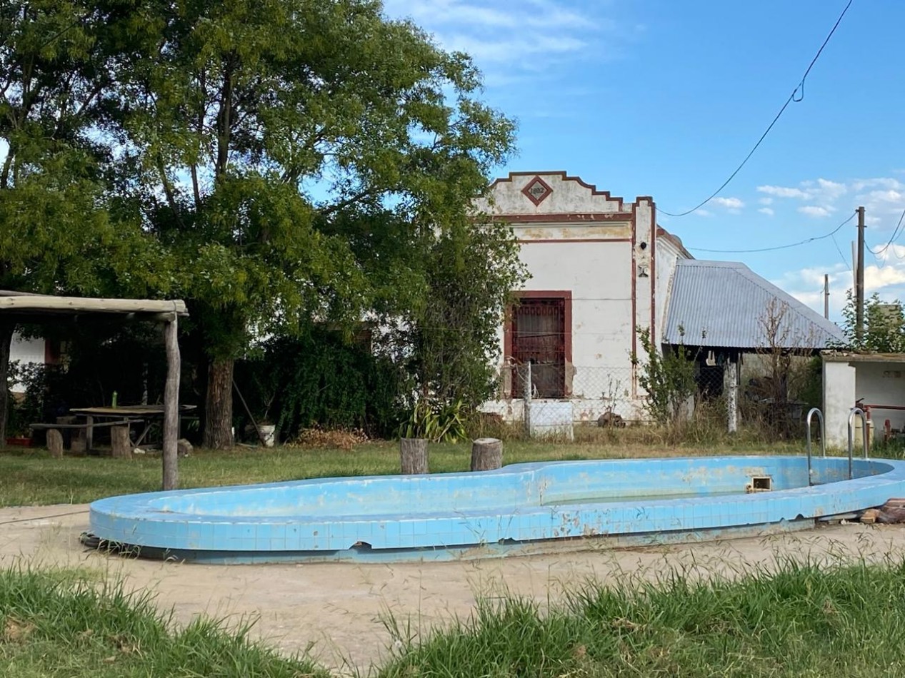 VENTA CASA-QUINTA 1 Hectarea y media en Bolivar