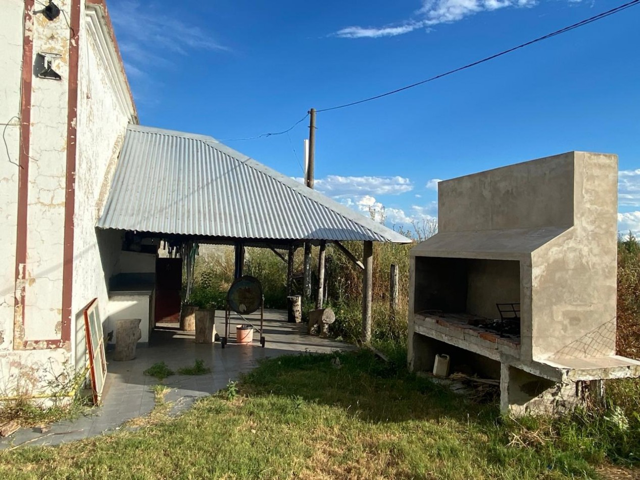 VENTA CASA-QUINTA 1 Hectarea y media en Bolivar