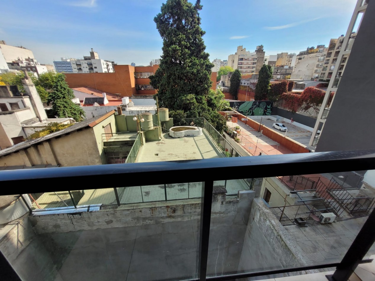 Venta monoambiente con Balcon a estrenar !