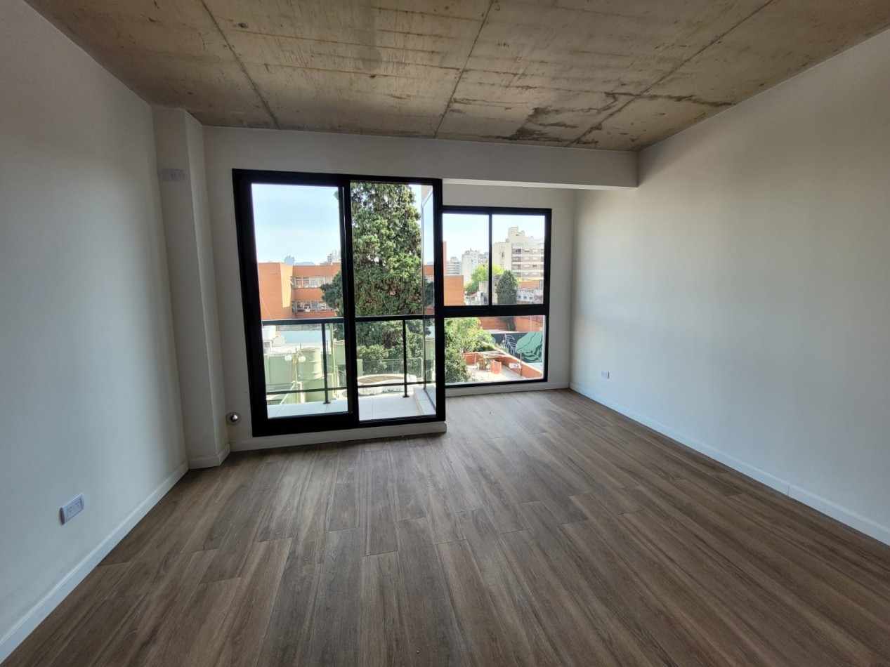 Venta monoambiente con Balcon a estrenar !