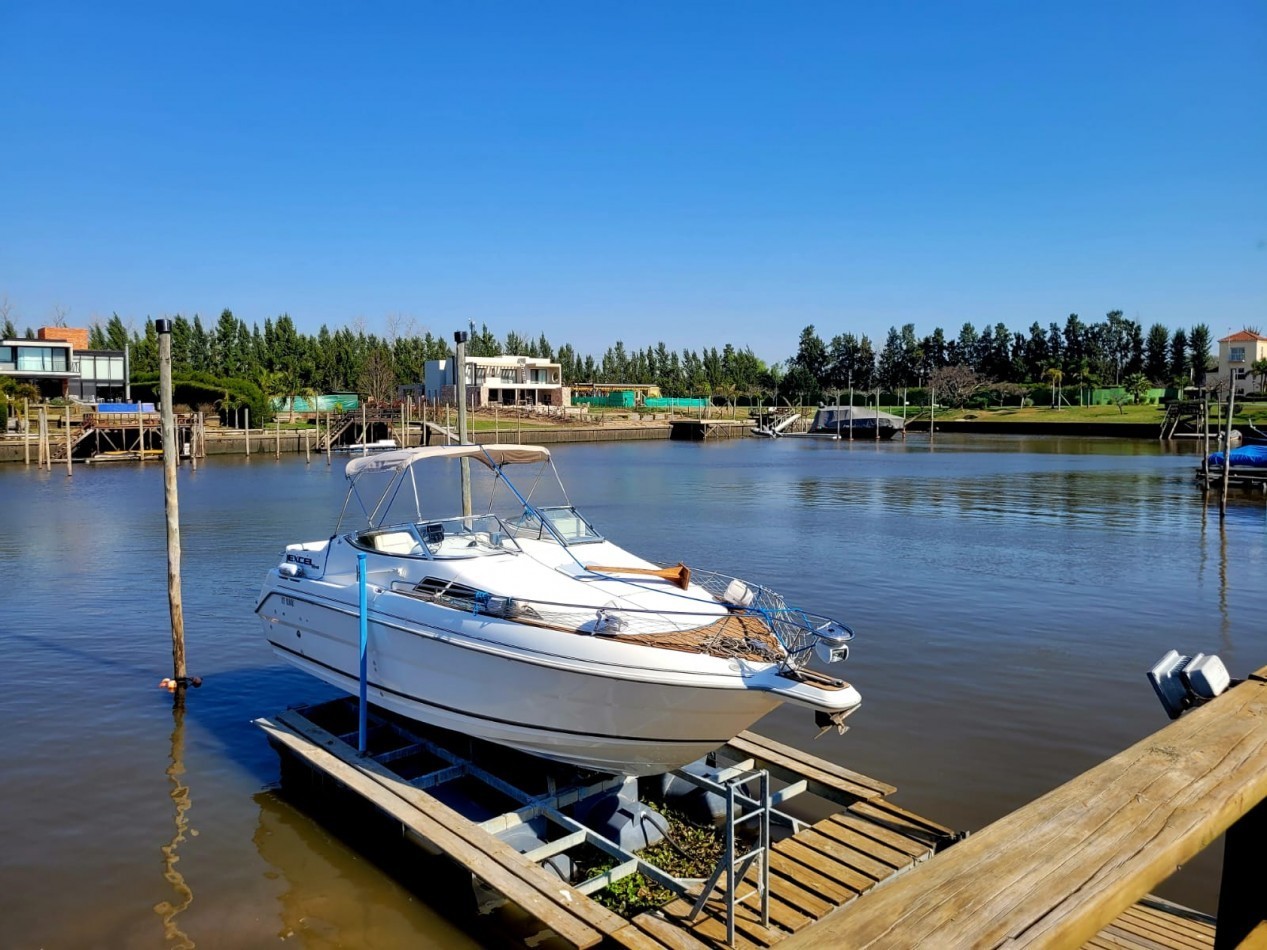 VENTA-LOTE AL RIO EN BARRIO NAUTICO SAN JUAN