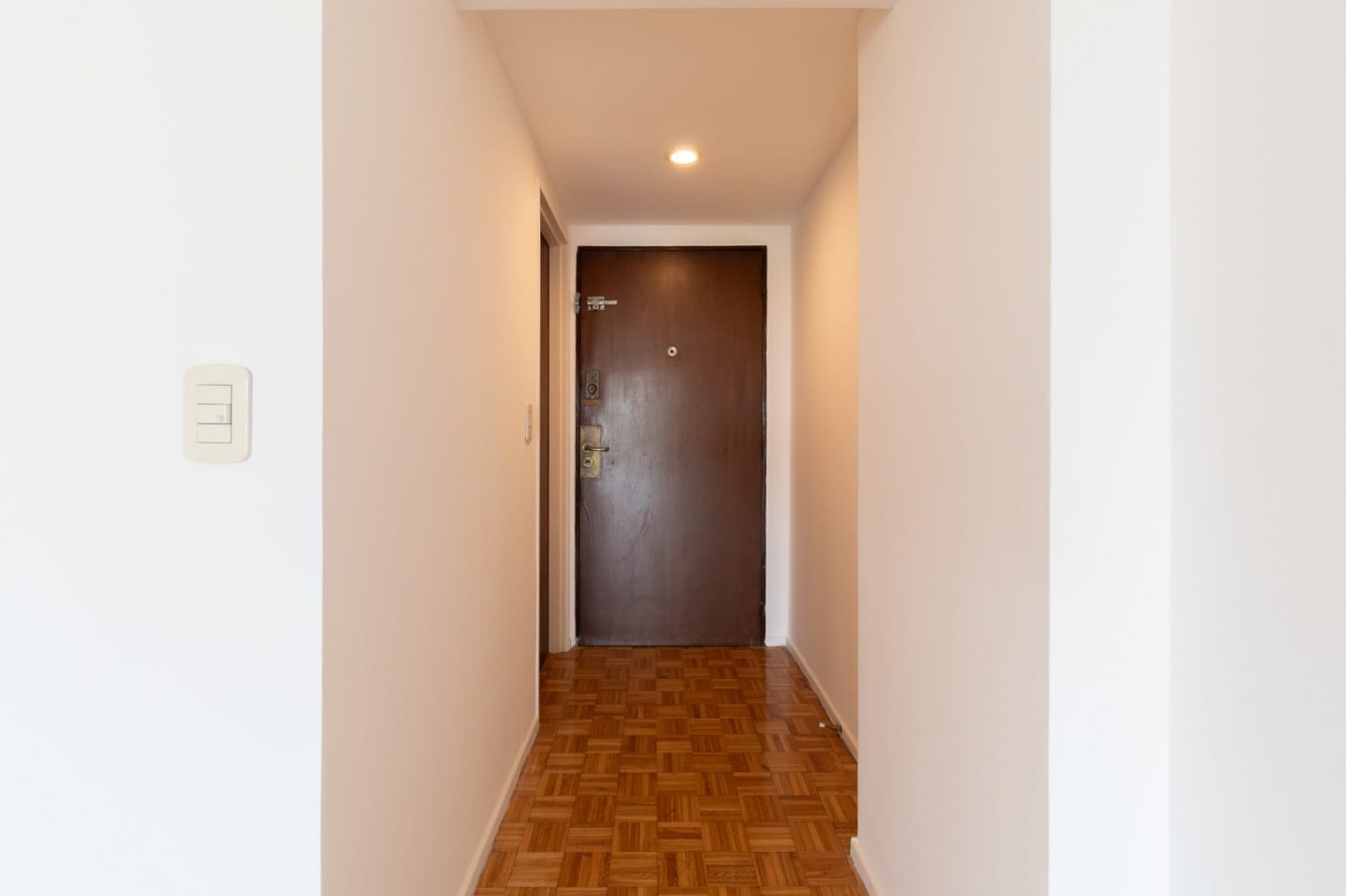 VENTA-DEPTO EN VICENTE LOPEZ - av maipu