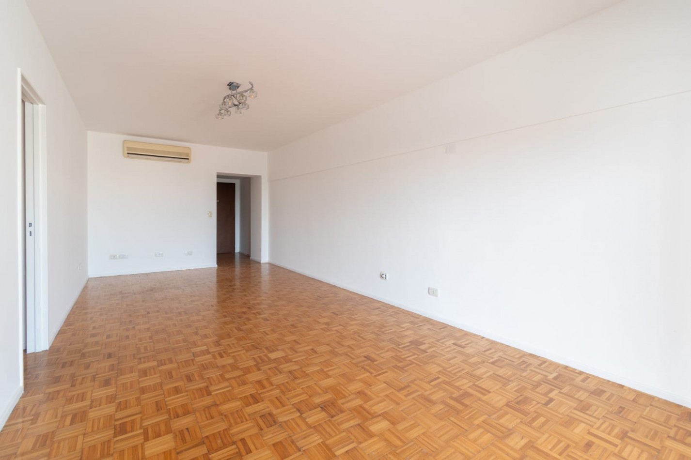 VENTA-DEPTO EN VICENTE LOPEZ - av maipu