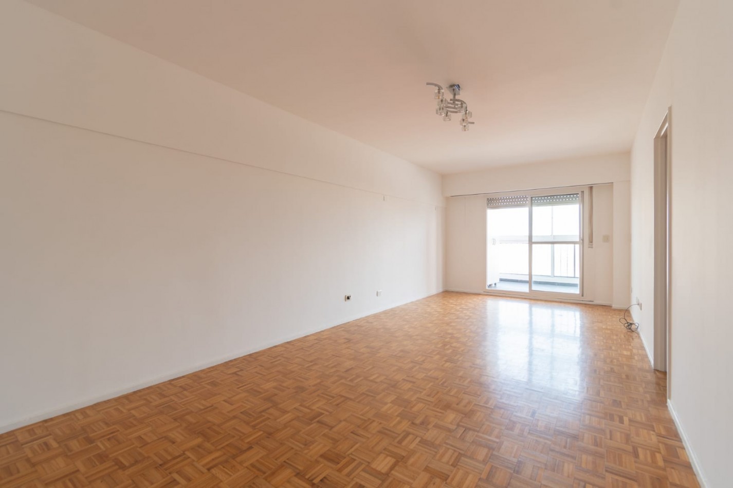 VENTA-DEPTO EN VICENTE LOPEZ - av maipu