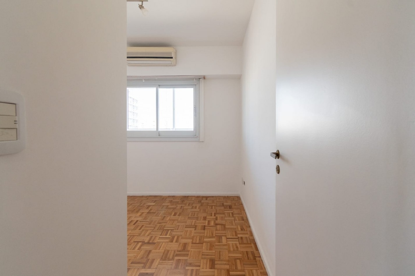 VENTA-DEPTO EN VICENTE LOPEZ - av maipu
