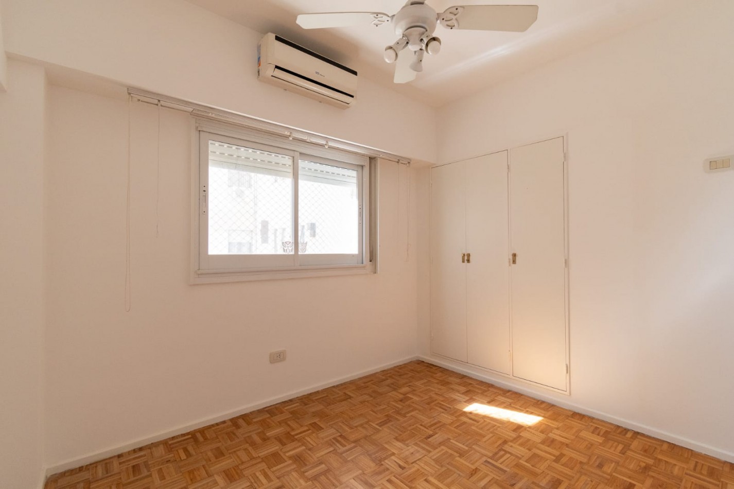 VENTA-DEPTO EN VICENTE LOPEZ - av maipu