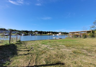 VENTA-LOTE AL RIO EN BARRIO NAUTICO SAN JUAN